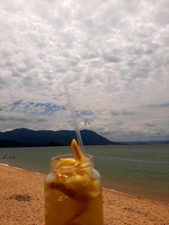 Pe Na Areia, Casa Na Praia De Frente Para O Mar Florianópolis Exterior foto
